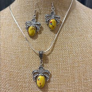 Artisan Silver and Yellow Necklace Set